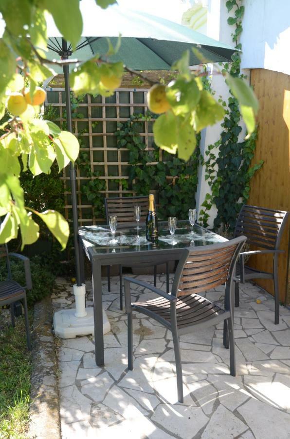 Jardin du Petit Gatsby Apartment Carcassonne Bagian luar foto